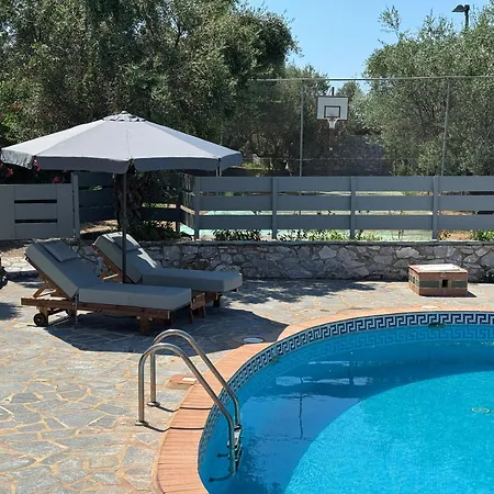 Tulipa Mani 3 - Cosy With Private Pool Casa vacanze *
