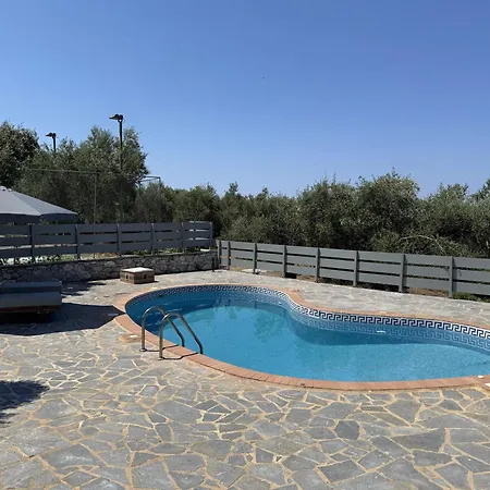 Tulipa Mani 3 - Cosy With Private Pool *