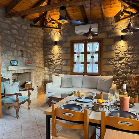 Tulipa Mani 3 - Cosy With Private Pool *