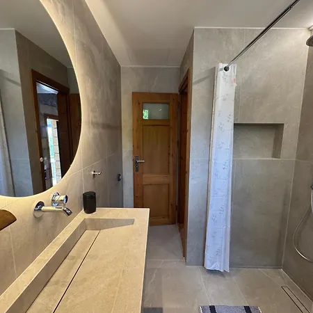 別荘 Tulipa Mani 3 - Cosy With Private Pool